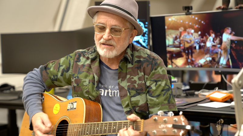 H.U.G. - Julekalender 2021 - Afsnit 12 - Solen er så rød / Dansevise